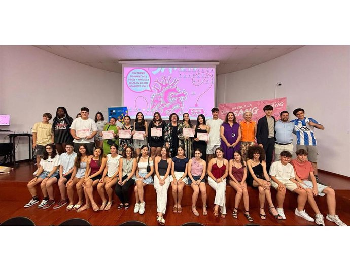 Entrega de premios del certamen de videos 'Ho duc a la sang'