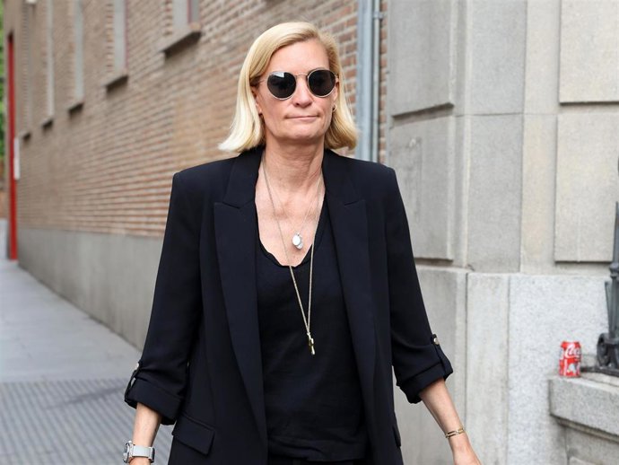 María Zurita asiste a la misa funeral en memoria de Alfonso de Borbón y Escasany