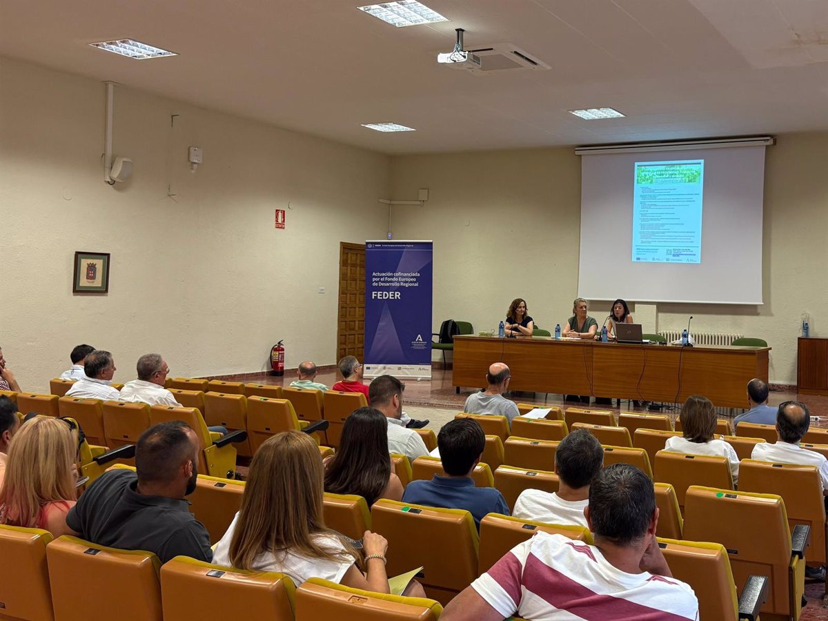 Analizan en Granada la adaptación del lúpulo a las condiciones climáticas para la elaboración de cervezas de proximidad