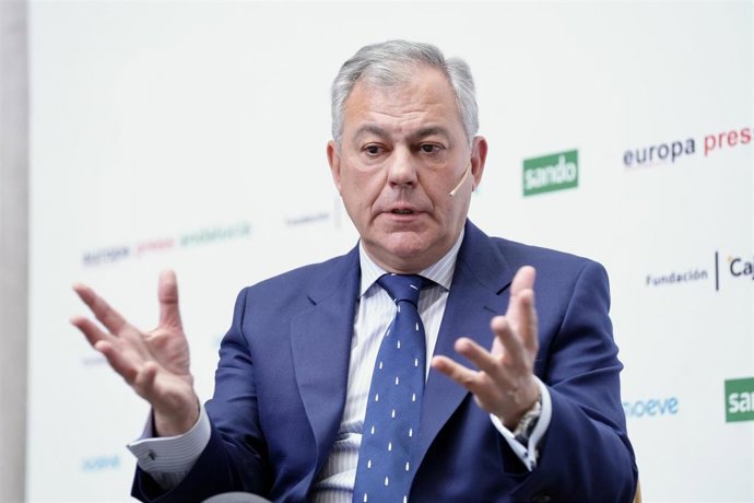 El alcalde de Sevilla, José Luis Sanz