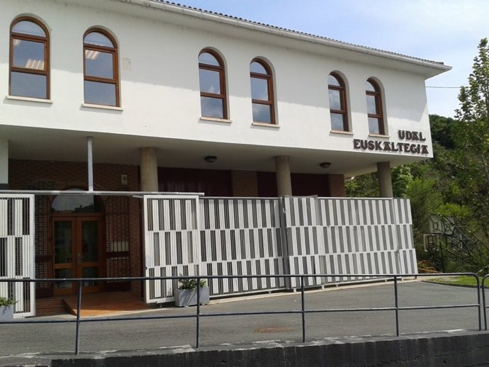 Archivo - Hondarribiko udal euskaltegia