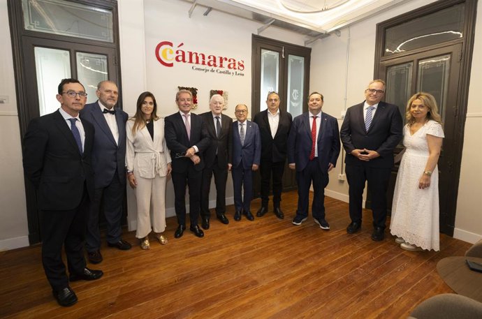 Reunión de los representantes de las Cámaras de Comercio e Industria de Castilla y León