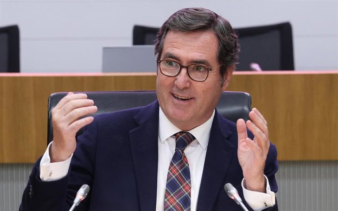 Archivo - El presidente de la CEOE, Antonio Garamendi, en una imagen de archivo.