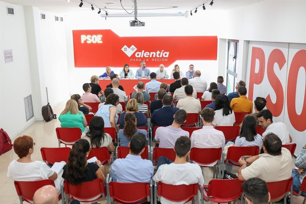 Reunión de la Comisión Ejecutiva Regional del Partido Socialista de la Región de Murcia (PSRM-PSOE), junto a los secretarios y las secretarias generales de las agrupaciones locales
