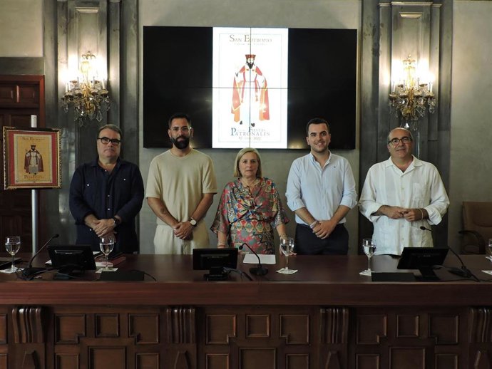 Paradas presenta el cartel de la salida de San Eutropio el 15 de julio que traslada "al alma de las raíces".