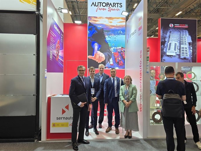 Los proveedores españoles de automoción exhiben sus innovaciones en Automechanika Estambul 2025