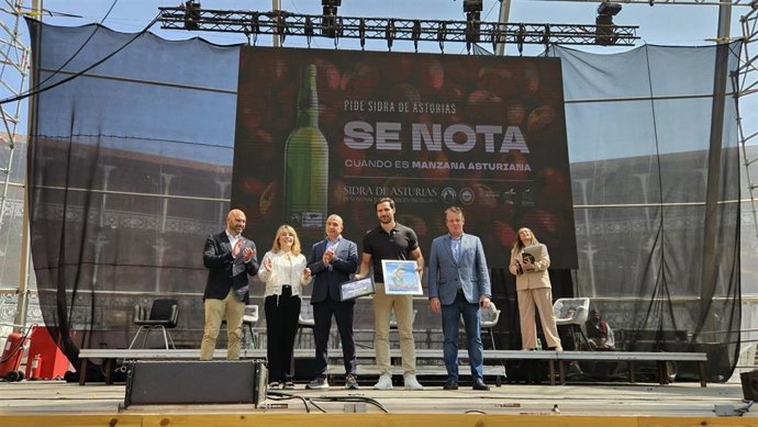 El deportista olímpico Saúl Craviotto, embajador de la Sidra de Asturias 2025.