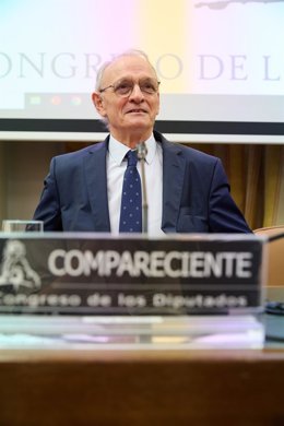 El presidente del Consejo Económico y Social de España (CES), Antón Costas, comparece en la Comisión de Economía del Congreso de los Diputados, a 17 de junio de 2025