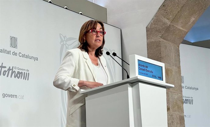 La consellera de Territorio, Vivienda y Transición Ecológica y portavoz de la Generalitat, Sílvia Paneque, en una rueda de prensa este martes tras el Consell Executiu.