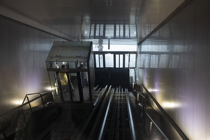 Archivo - Ascensor Descalzos.