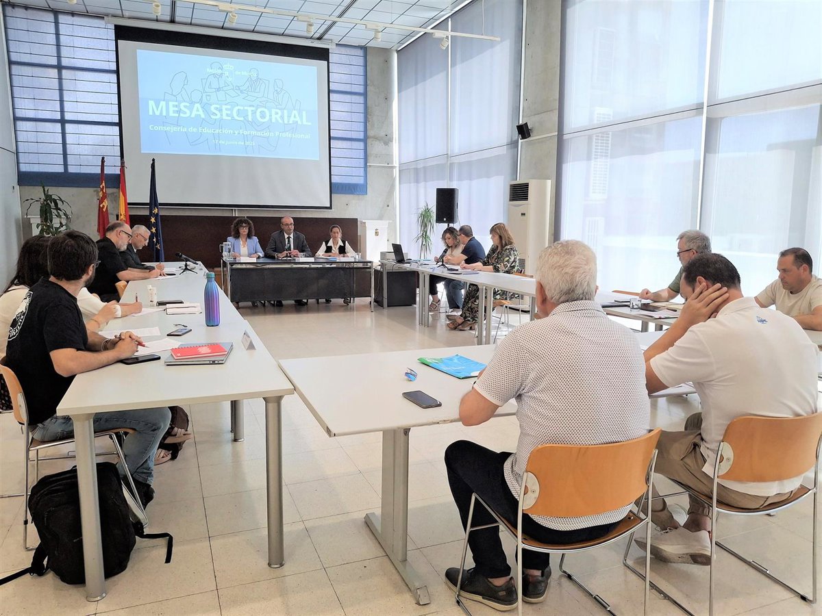 Educación propone reservar puestos docentes para interinos con discapacidad en cada acto de adjudicación