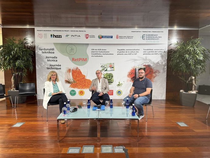 Productores de Espelette, Lodosa y Gernika han analizado juntos los retos comunes del pimiento con sello de calidad