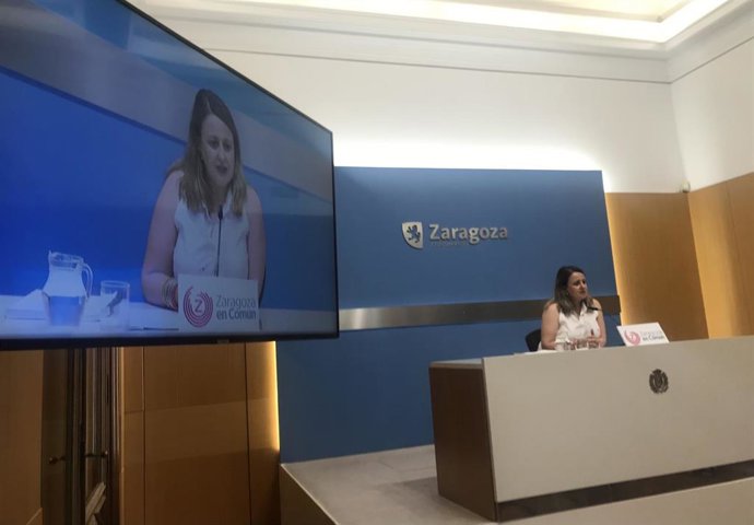 La portavoz del grupo municipal de ZeC en el Ayuntamiento de Zaragoza, Elena Tomás