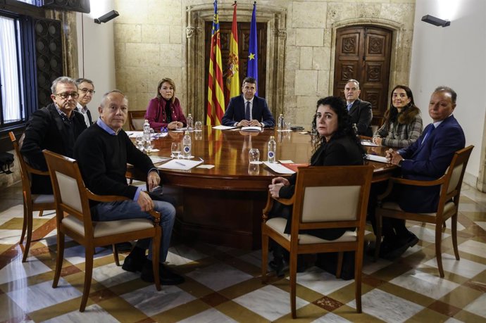 Archivo - Arxiu - Mesa de Diàleg Social, al Palau de la Generalitat, a 24 de gener del 2025