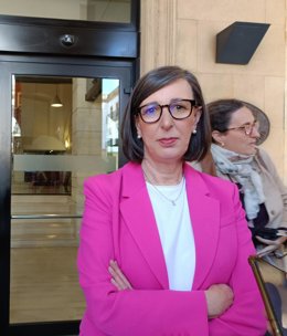 Nieves Roqueñí, presidentqa de la  Autoridad Portuaria de Gijón