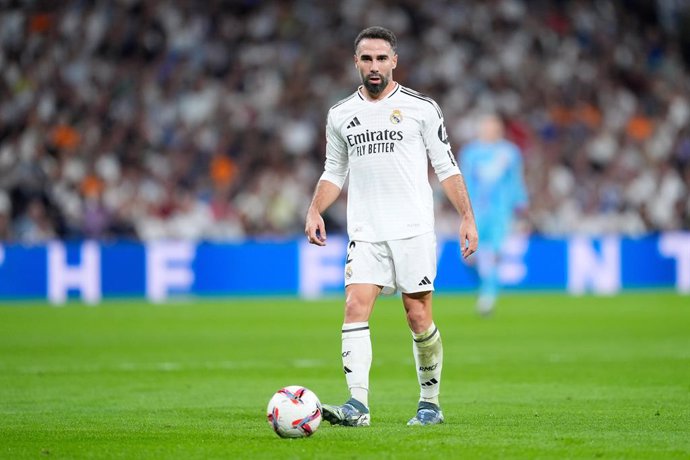 Archivo - Daniel Carvajal of Real Madrid in action during the Spanish League, LaLiga EA Sports, football match played between Real Madrid and Villarreal CF at Santiago Bernabeu stadium on October 5, 2024, in Madrid, Spain.