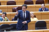 Óscar López asegura que pone la "mano en el fuego" por Sánchez y por el fiscal y espeta al PP: "Lecciones, las justitas"