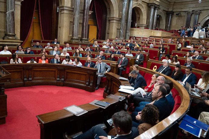 El Pleno del Parlament, durante una votación en la sesión plenaria de este miércoles