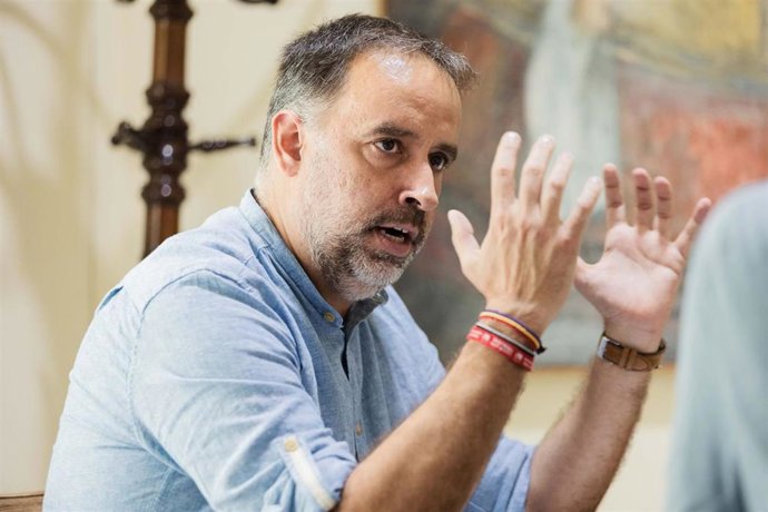 Archivo - Ramón Galán, portavoz de IU en la Diputación de Cádiz.