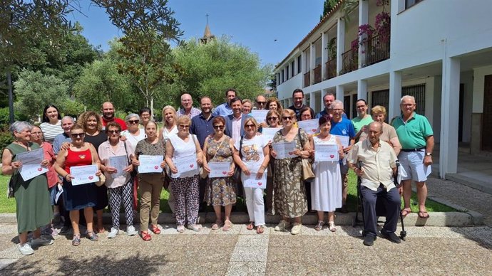 Mayores que han participado en el programa Por un millón de pasos en Castellar de la Frontera