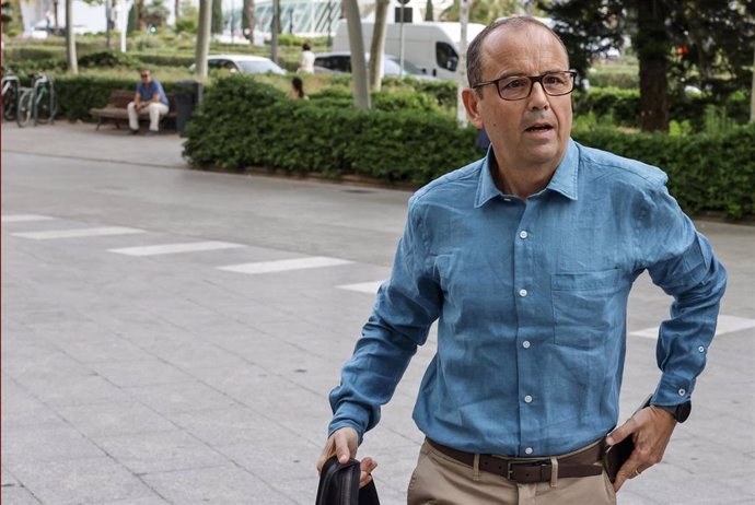 El jefe del servicio de Climatología de la Agencia Estatal de Climatología en la Comunitat Valenciana, José Ángel Núñez, a su llegada a declarar como tetsigo ante la jueza de la dana