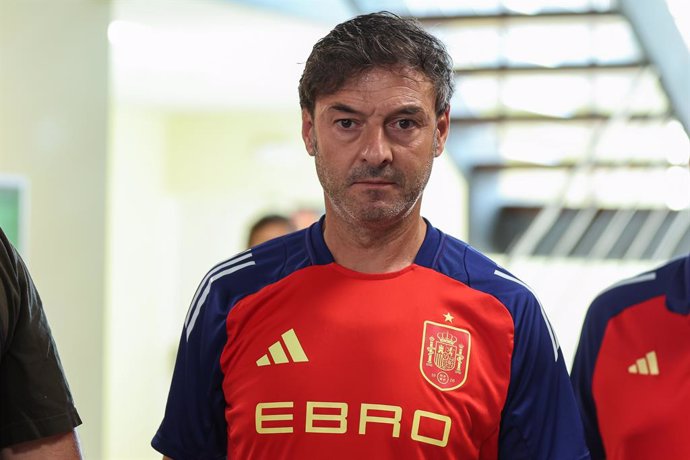 Santi Denia, head coach of Spain U21, looks on during a training session prior to the UEFA European Under 21 Championship at Ciudad del Futbol on June 05, 2025, in Las Rozas, Madrid, Spain.