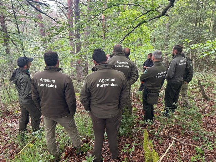 Medio Natural licita el contrato de suministro de la ropa de trabajo y uniformidad de la Guardería Forestal