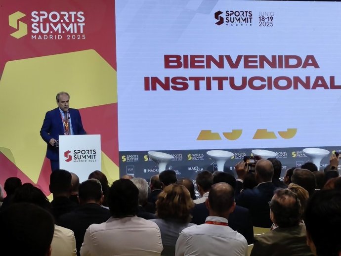 Miguel Ángel Benzal, CEO de 'Sports Summit Madrid', durante la inauguración del evento