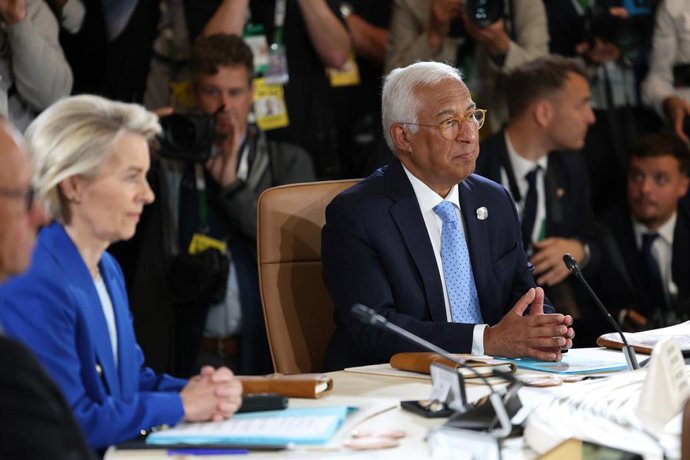 O presidente do Conselho, Antonio Costa, e a presidente da Comissão, Ursula von der Leyen, durante a reunião do G7 no Canadá.