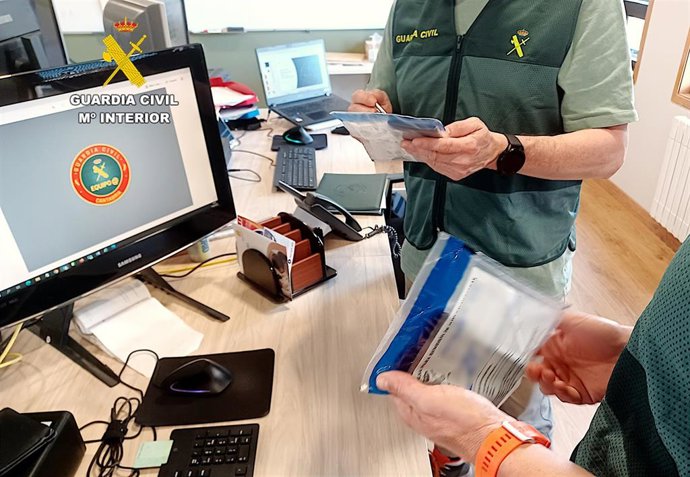 Equipo @ de la Guardia Civil