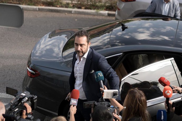 El empresario Víctor de Aldama llega a declarar como testigo y expresidente del Zamora Club de Fútbol por el ascenso del Andorra ante la juez de Majadahonda, a 18 de junio de 2025, en Madrid (España).