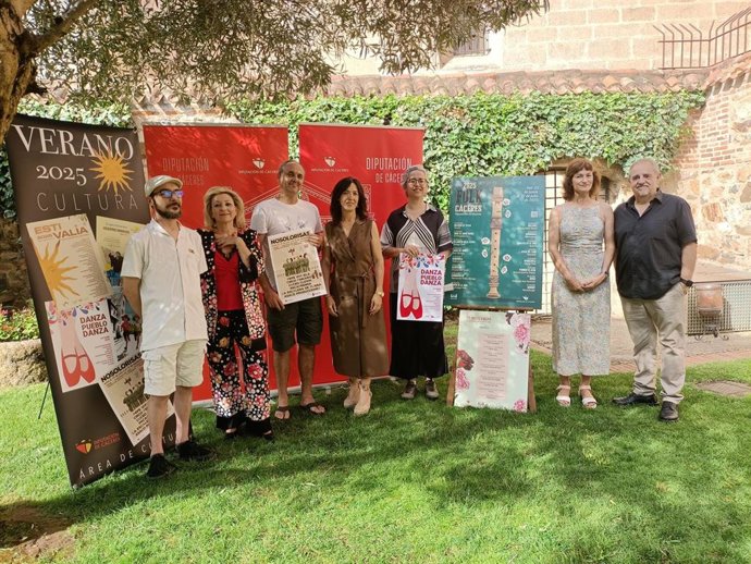 La Diputación de Cáceres presenta los programas de cultura del verano