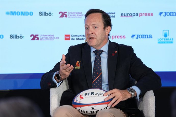 Juan Carlos Martin, presidente da Real Federação Espanhola de Rugby, durante o Desayunos Deportivos Europa Press com Alain Gilpin, CEO da World Rugby, e Juan Carlos Martin, presidente da Real Federação Espanhola de Rugby, no Campus Camilo Jose Cela em