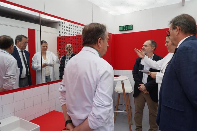 Hospital Macarena instala un 'escape room' para visibilizar el impacto de la enfermedad inflamatoria intestinal.