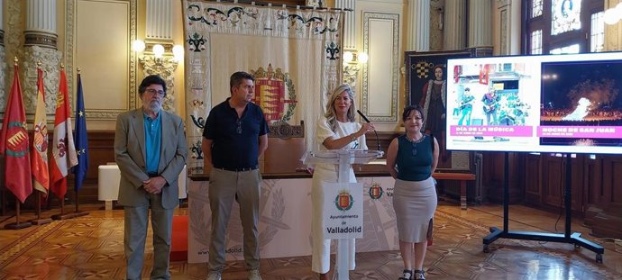 Irene Carvajal presenta  la programación de la Noche de San Juan