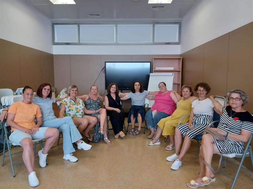 Participantes del Grupo de Ayuda Mutua (GAM) en los centros de salud de Roquetas Sur y Aguadulce-Parador (Almería).