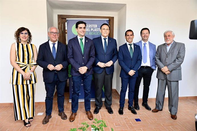 El consejero de Universidad, Investigación e Innovación, José Carlos Gómez Villamandos, durante la inauguración del II Encuentro Regional de Clústeres. A 10 de junio de 2025, en Alcalá la Real, Jaén (Andalucía, España). 