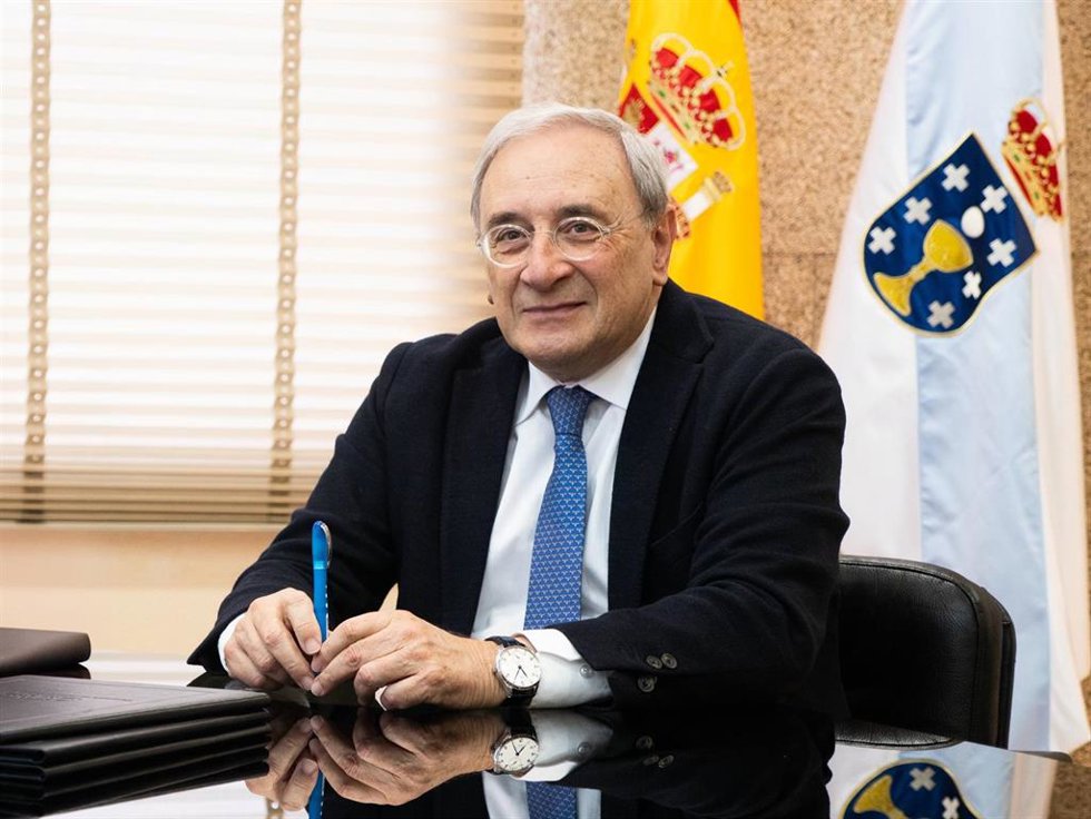 El director xeral de la CRTVG, Alfonso Sánchez Izquierdo