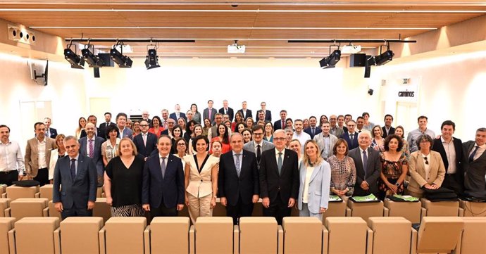 La Asamblea de Farmacéuticos aprueba liquidar los presupuestos del Consejo para apostar por el desarrollo profesional