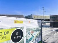 La intermodal de Santiago ya luce el nombre de Daniel Castelao con la previsión de inaugurarse la próxima semana