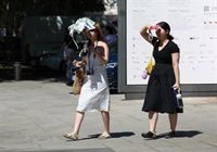 Más de la mitad de España estará mañana en aviso por lluvias y calor, con nivel naranja en cinco CCAA