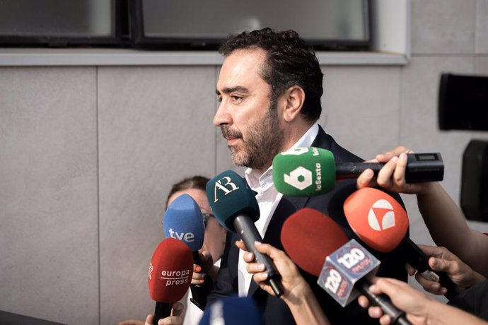 El empresario Víctor de Aldama llega a declarar como testigo y expresidente del Zamora Club de Fútbol por el ascenso del Andorra ante la juez de Majadahonda, a 18 de junio de 2025, en Madrid (España). La jueza investiga presuntas irregularidades en el con