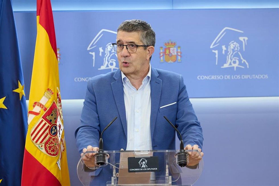 El portavoz del PSOE en el Congreso, Patxi López, en el Congreso de los Diputados, a 17 de junio de 2025, en Madrid (España).