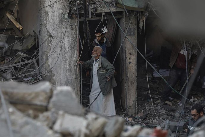 Archivo - December 13, 2024, Nuseirat, Gaza Strip, Palestinian Territory: 