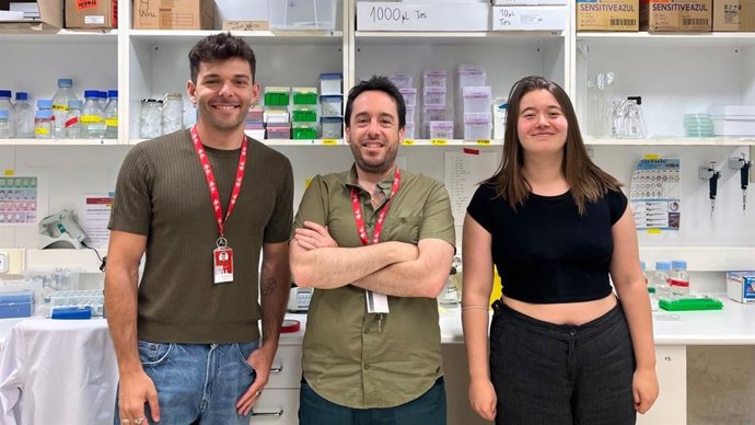 Investigadores del Idibell de un estudio sobre embriones liderado por Esteban Hoijman