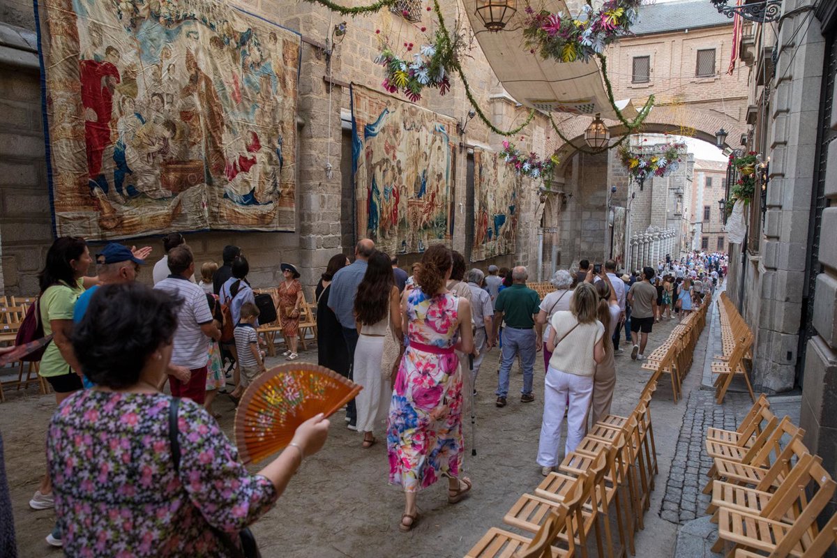 Tolón espera que toledanos y visitantes disfruten del Corpus,  un día lleno de sentimientos 