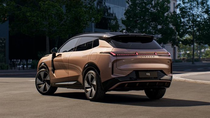 Lynk & Co abre pedidos del 08 híbrido enchufable para España y Europa con 200 de autonomía eléctrica