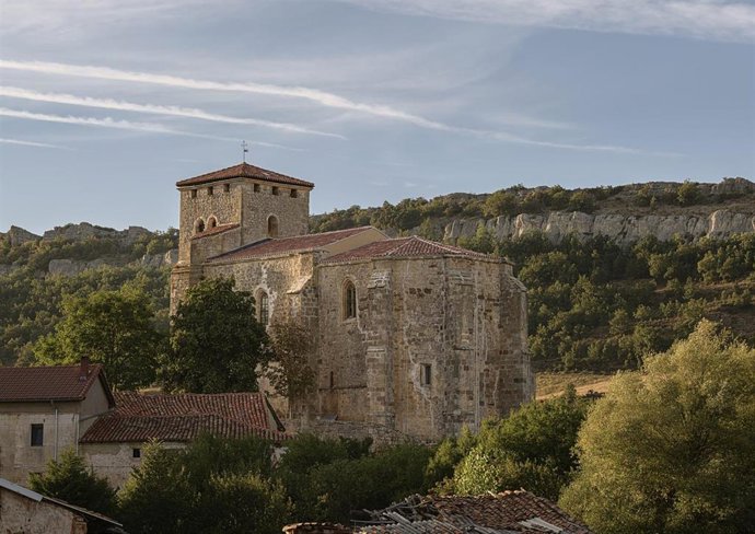 Iglesia gótica de Fuenteodra (Burgos).