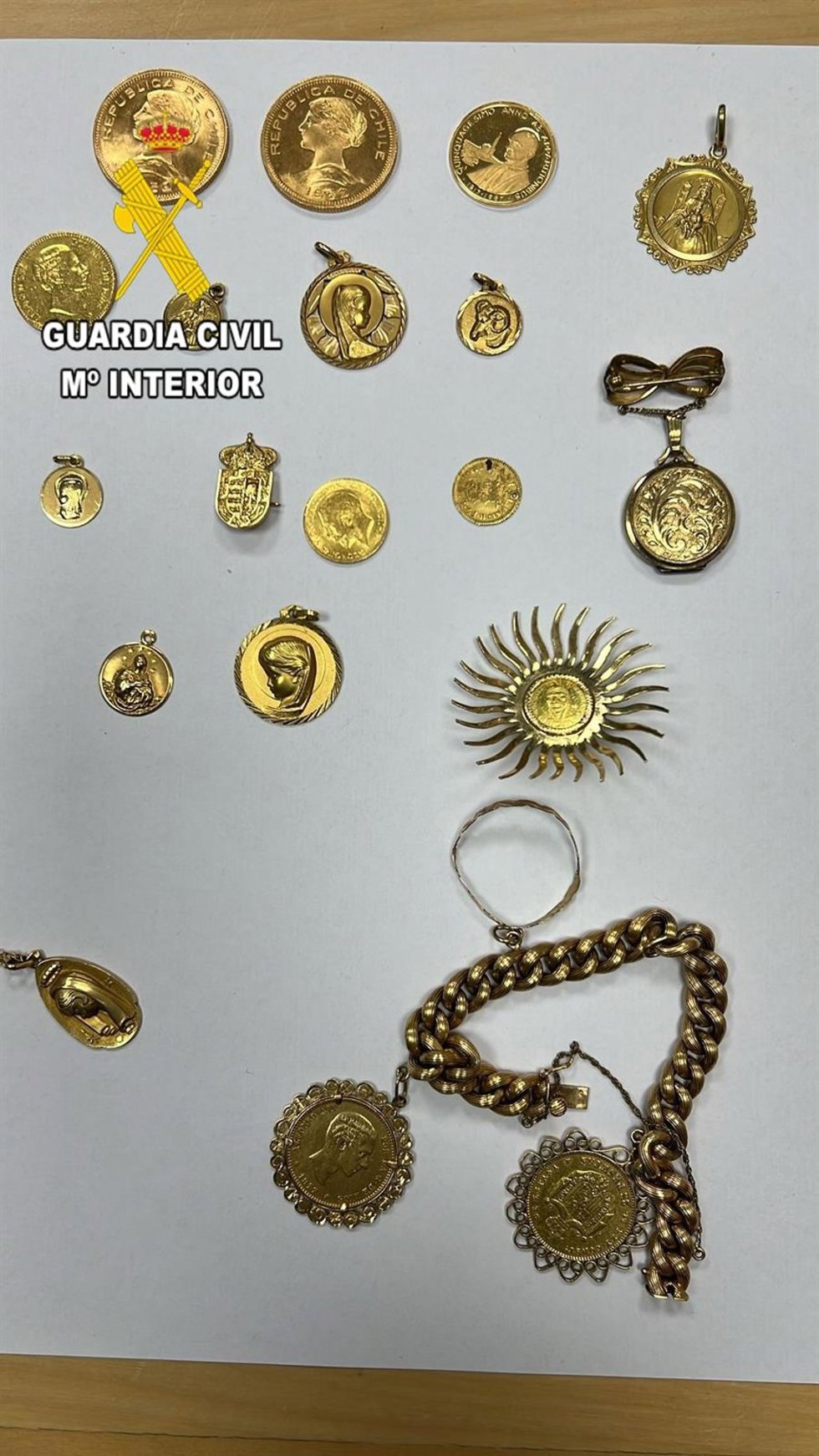 Joyas intervenidas por la Guardia Civil en el aeropuerto Tenerife Norte