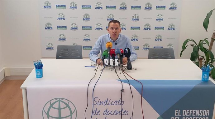 El presidente del sindicato ANPE en La Rioja, Gustavo Navas